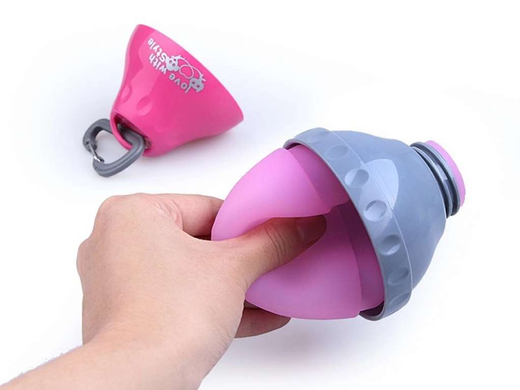 Поилка для собак походная силикон