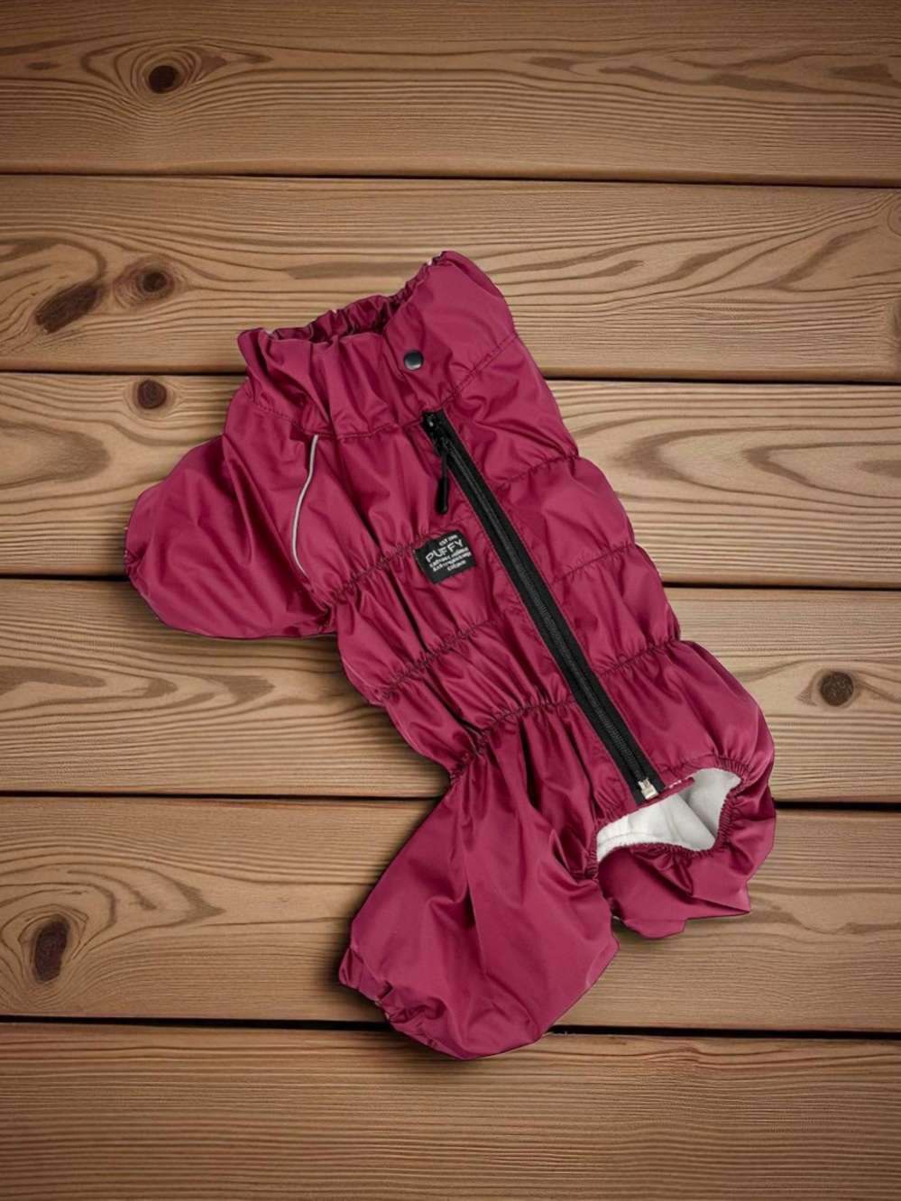 Утепленный дождевик Puffy для мопсов и бульдогов Бордо