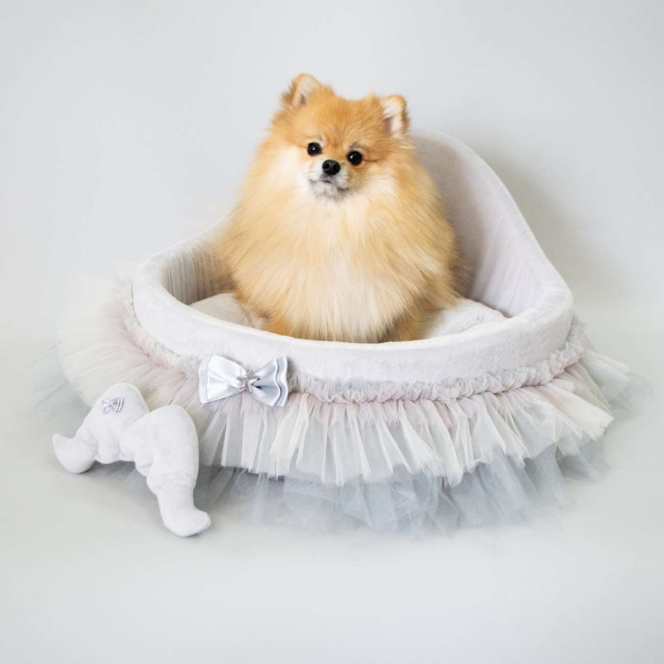 [Лежак] Лежанка для собак со спинкой Puffy Сильвер