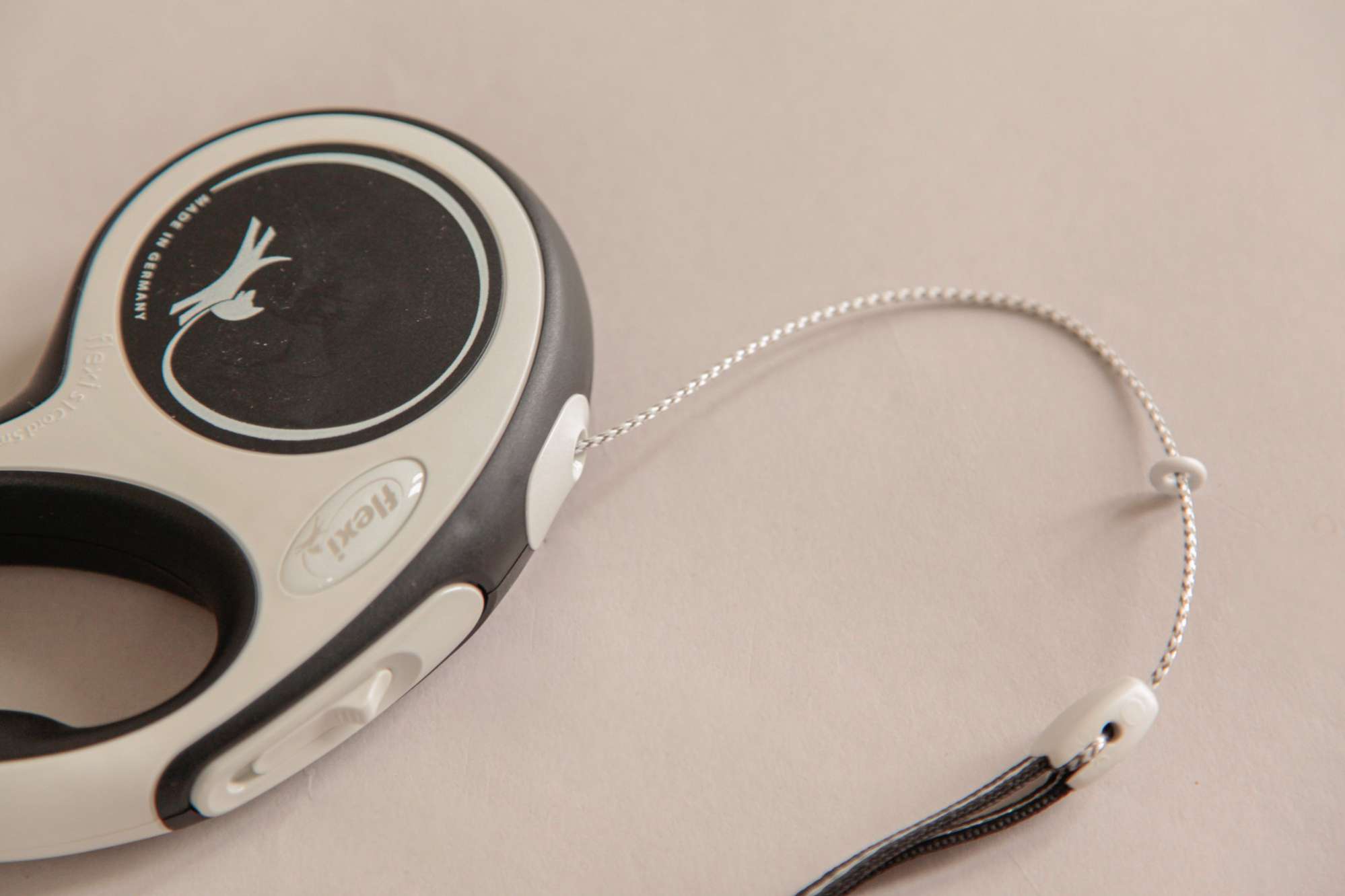 Рулетка для собак на тросе Flexi New Comfort