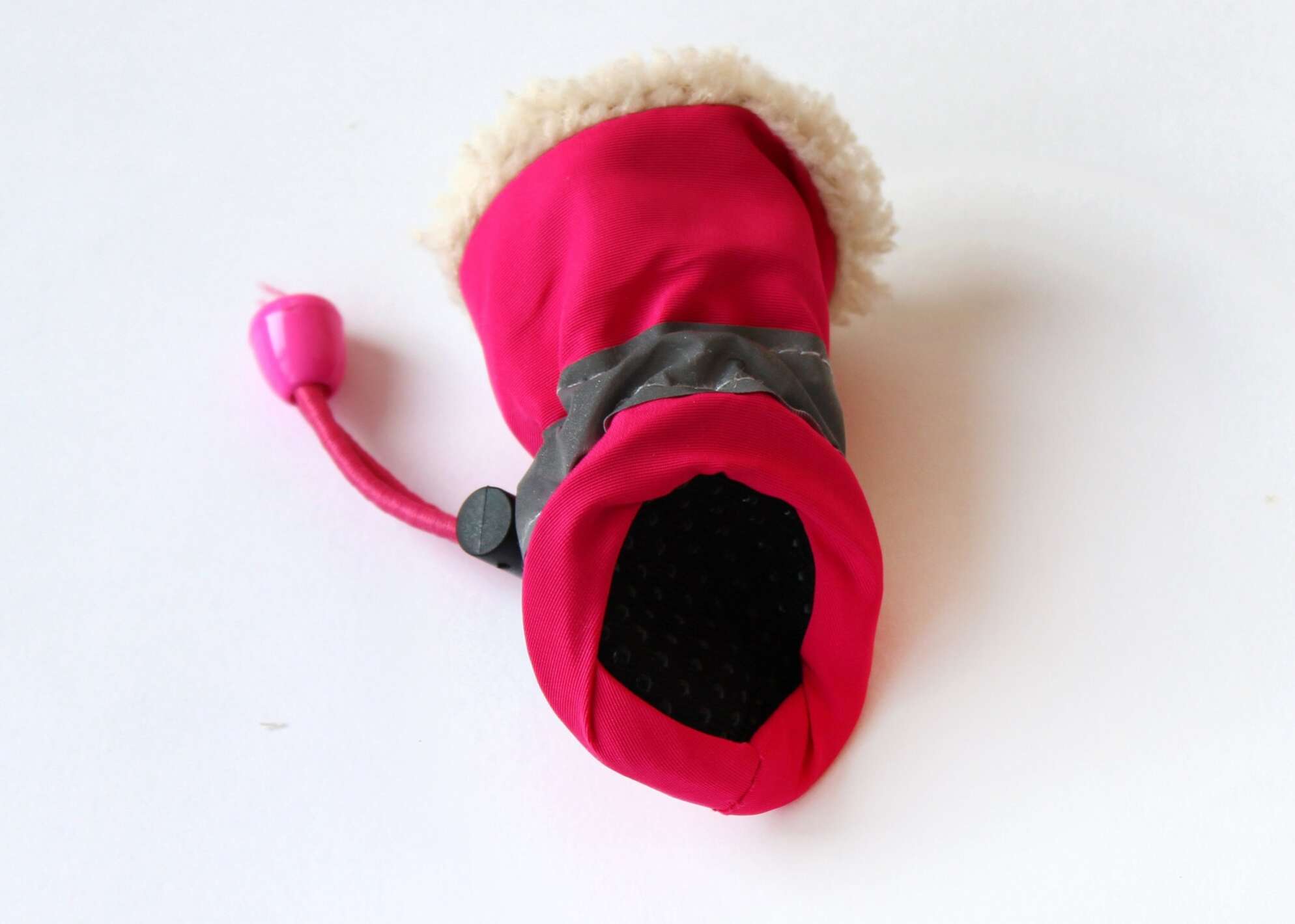 Зимняя обувь для собак с утеплителем