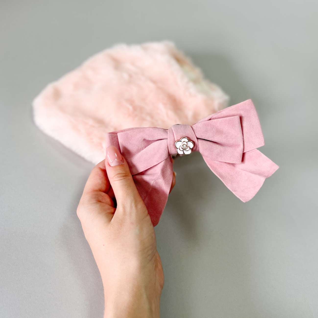 Жилетка для собаки меховая Pet Снежка