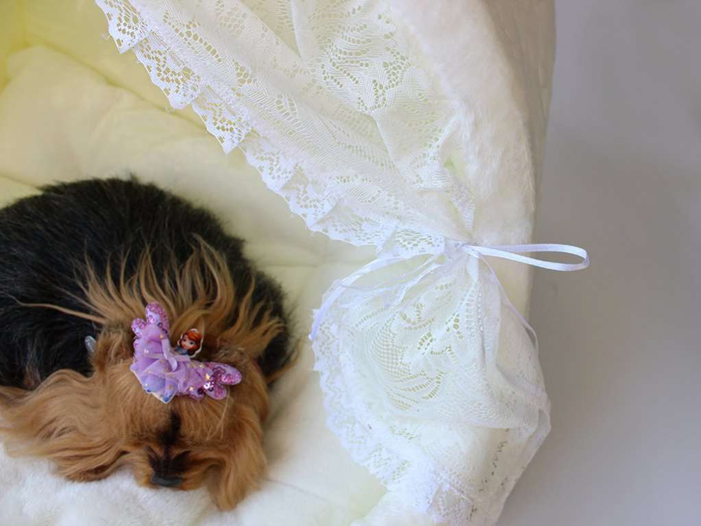 Домик для собаки со шторками Puffy Зефир