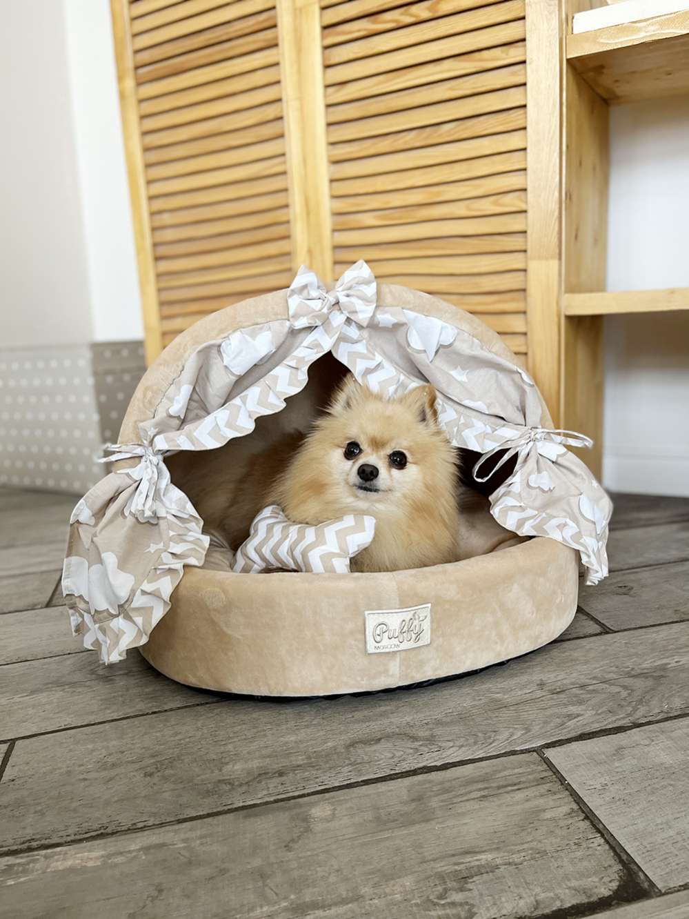 Домик для собаки со шторками Puffy в облаках