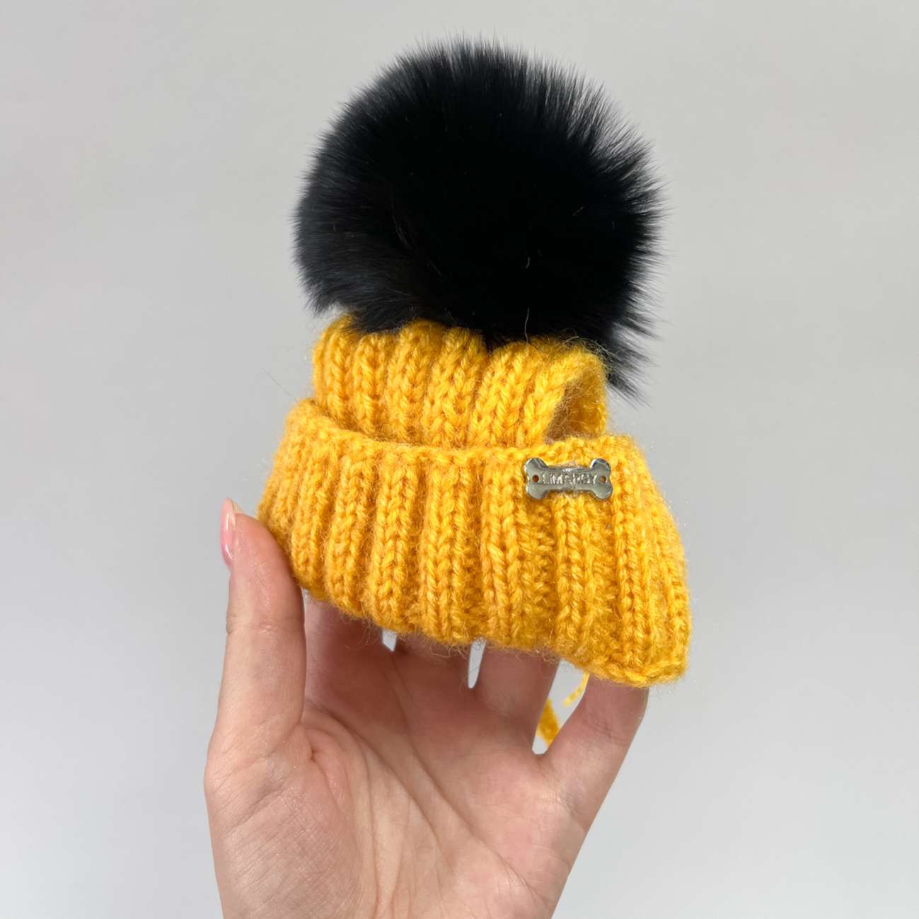 Вязаная шапка для собаки Premium Помпон