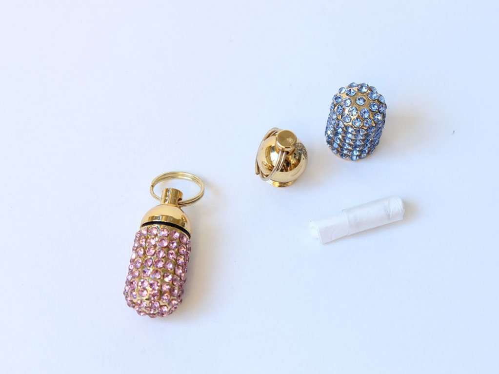 Подвеска адресник для собак Стразы 2,5 см