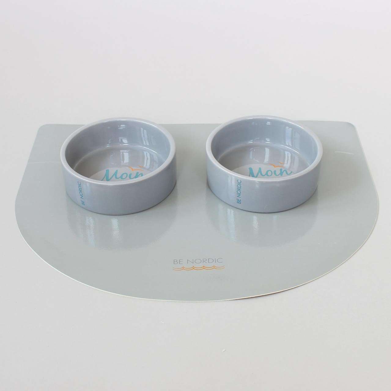 Коврик под миску для собак BE NORDIC