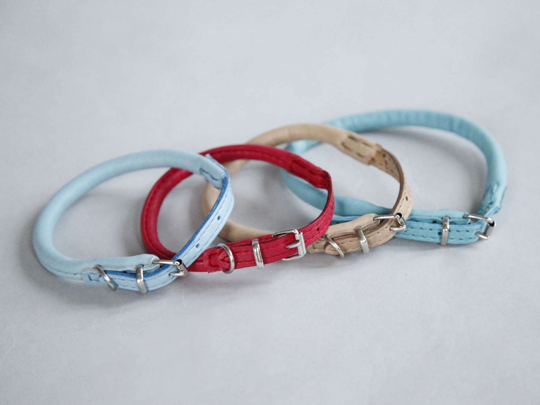 Круглый кожаный ошейник для собак