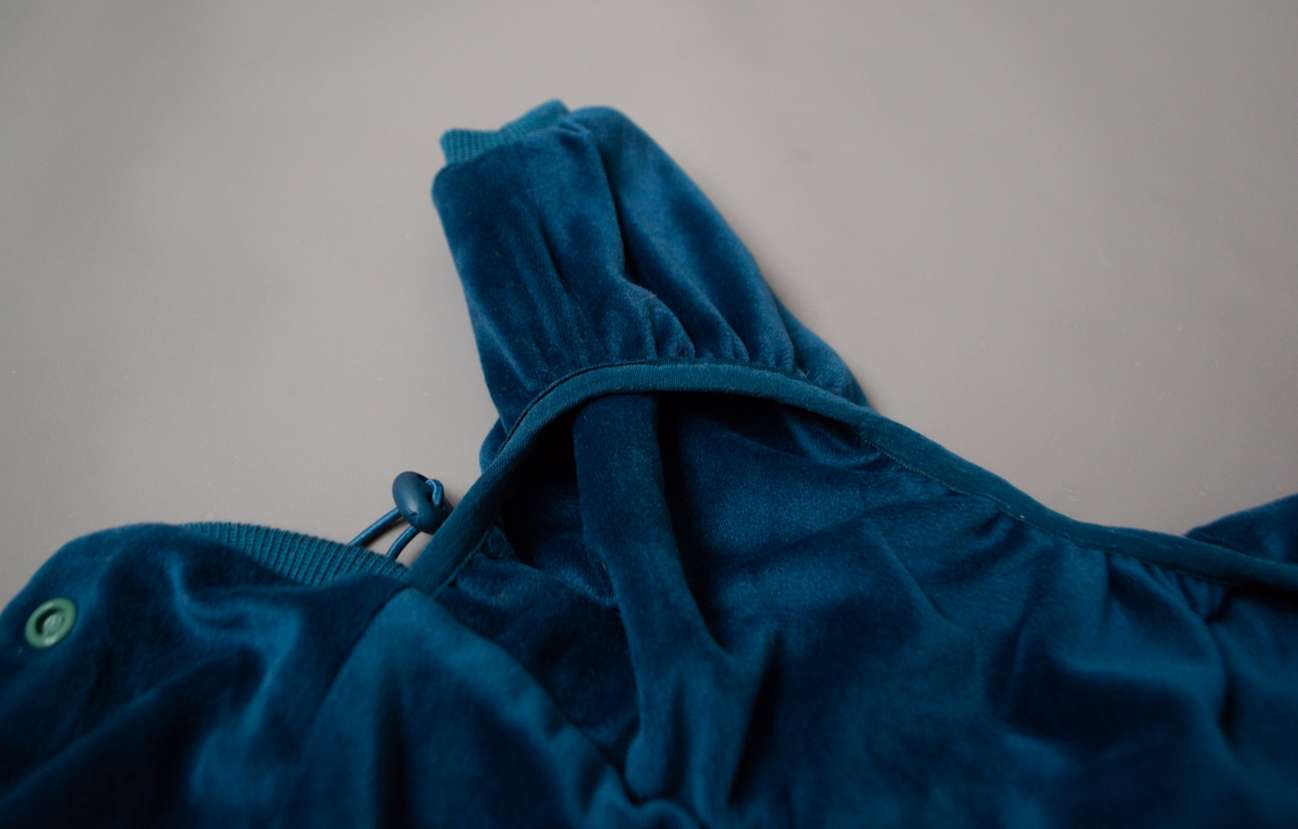 Костюм для собак утепленный велюровый ForMyDogs Павлин