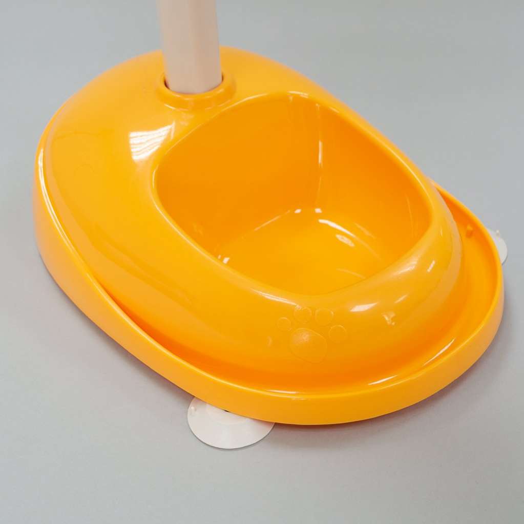 Кормушка поилка с шариком для слобак Сухие усы на присосках