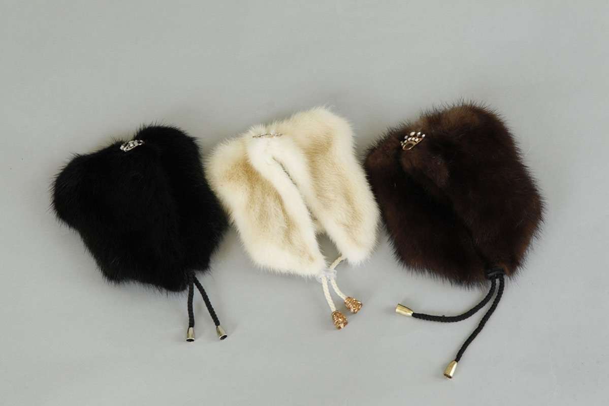 Норковая шапка для собак Puffy Ушки коричневая