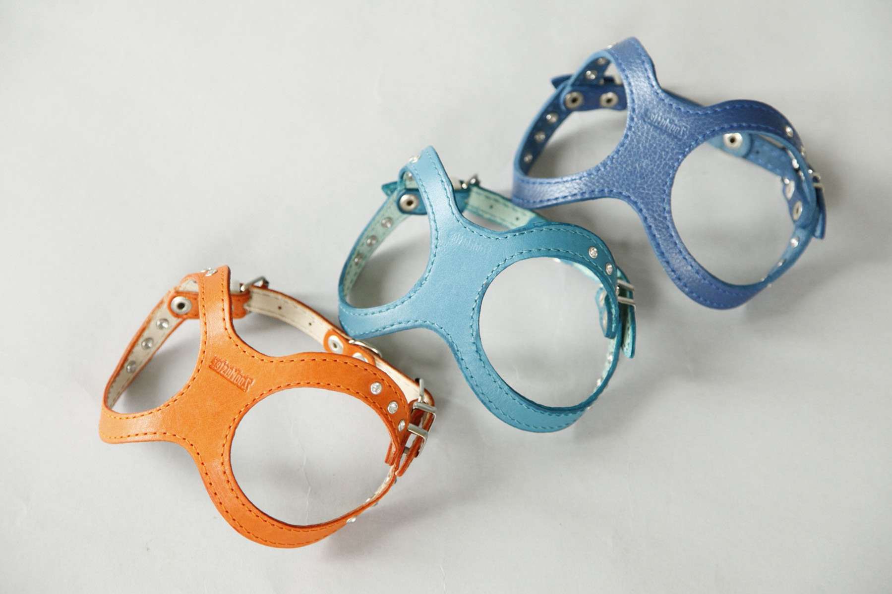 Кожаная шлейка для собак Очки со стразами