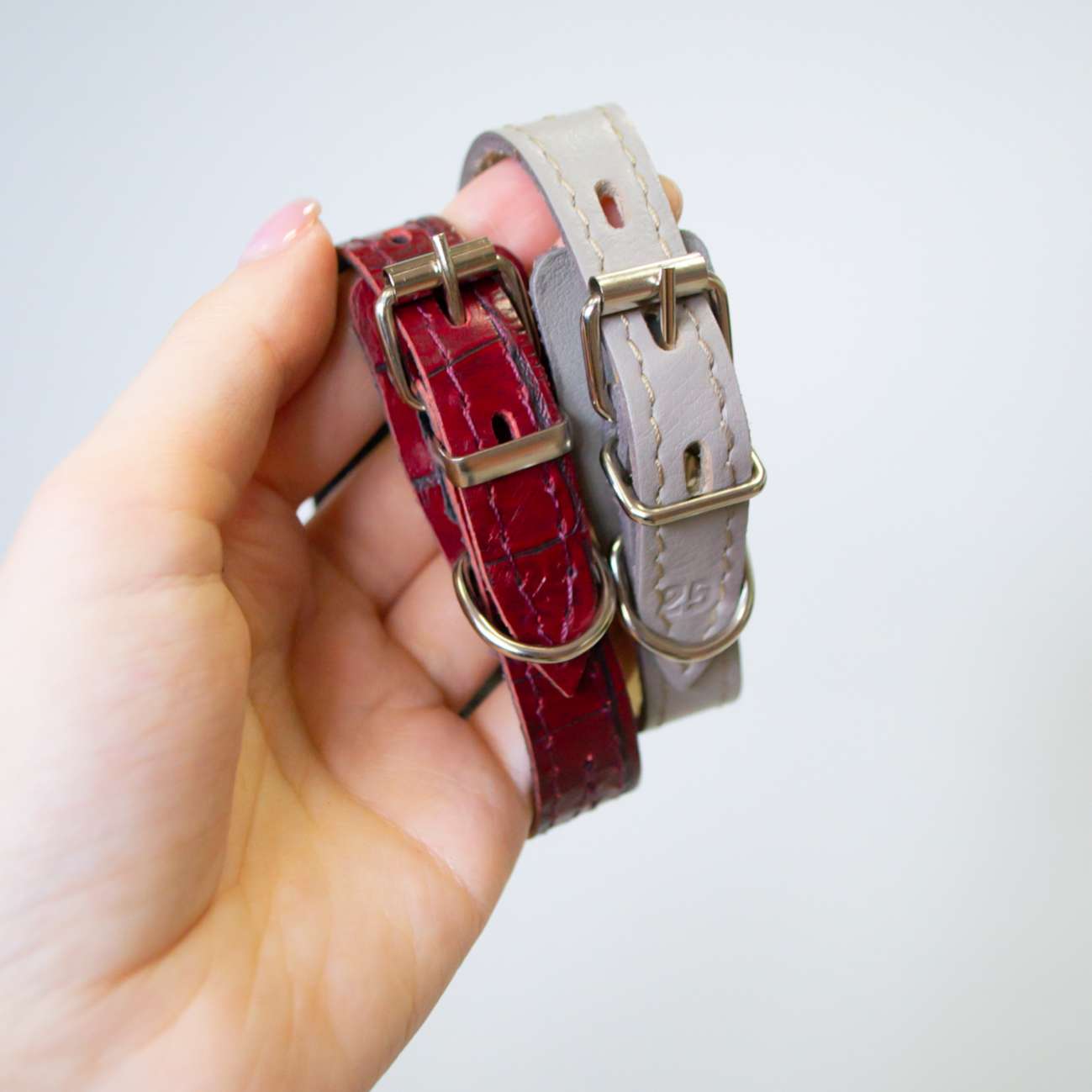 Кожаный ошейник для собак на тонкую шею