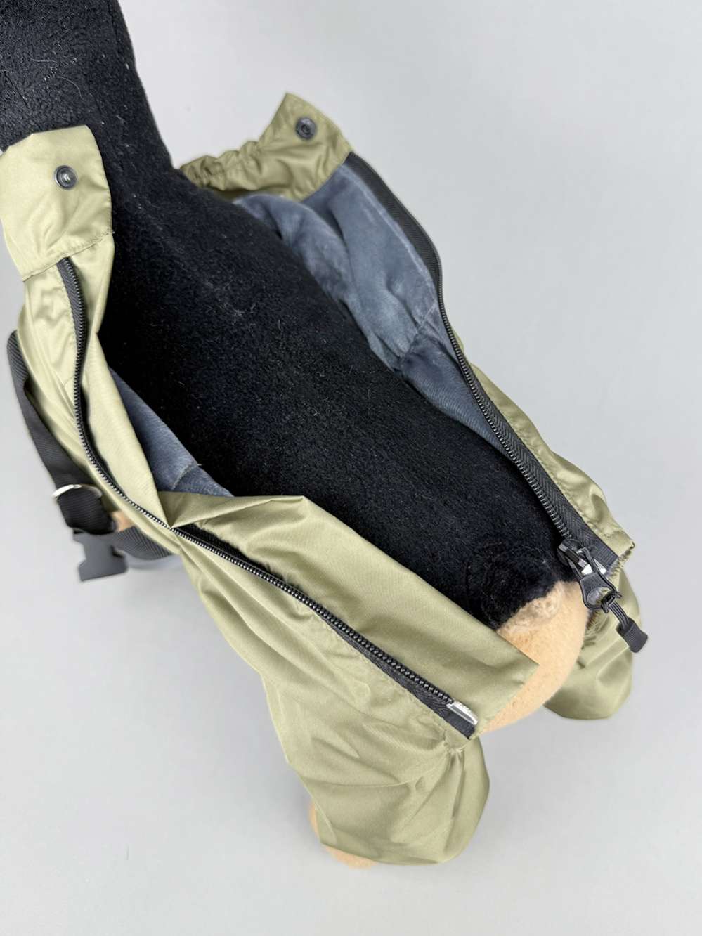 Утепленный дождевик для собак Puffy Фикс со шлейкой хаки