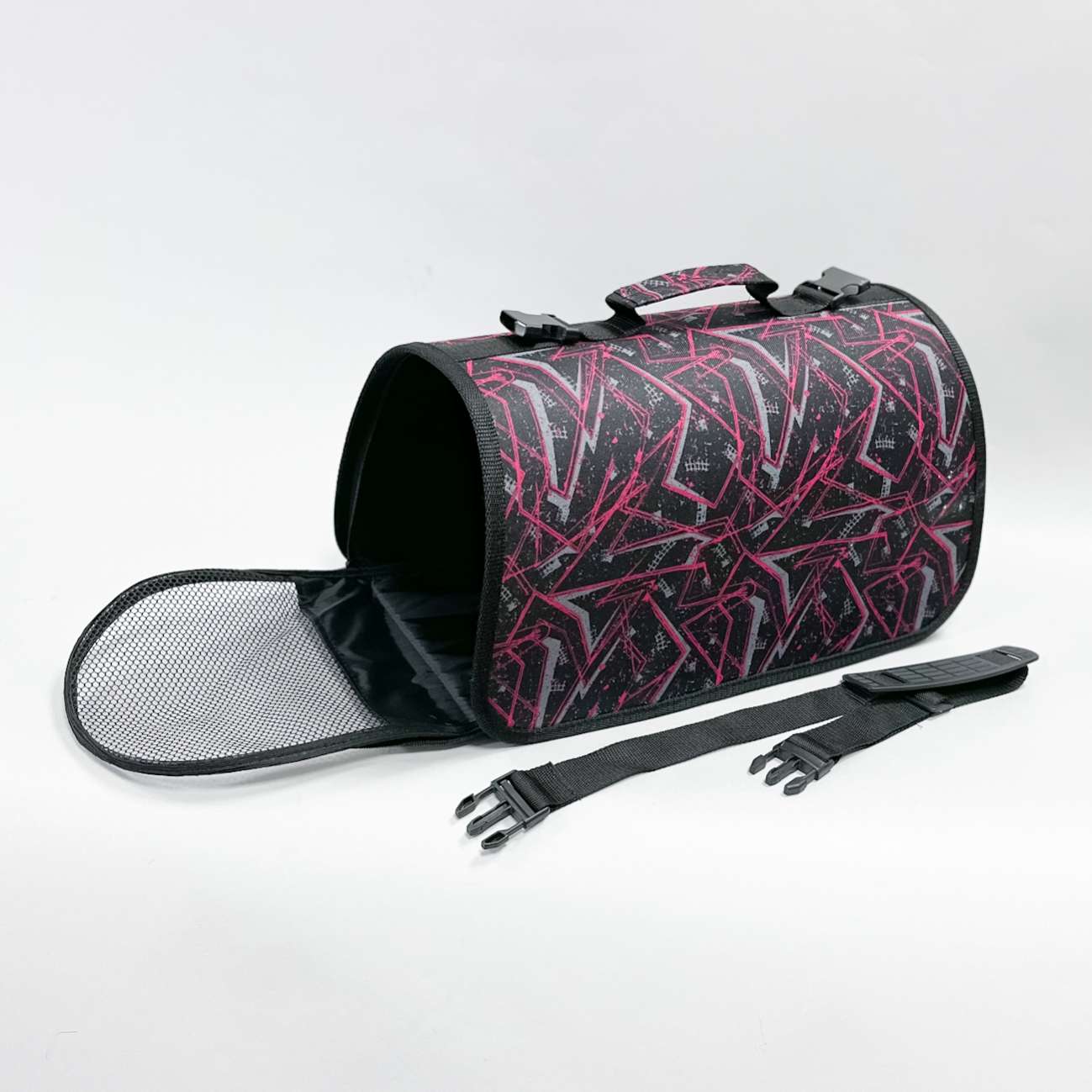 Сумка переноска для собак Triol Граффити