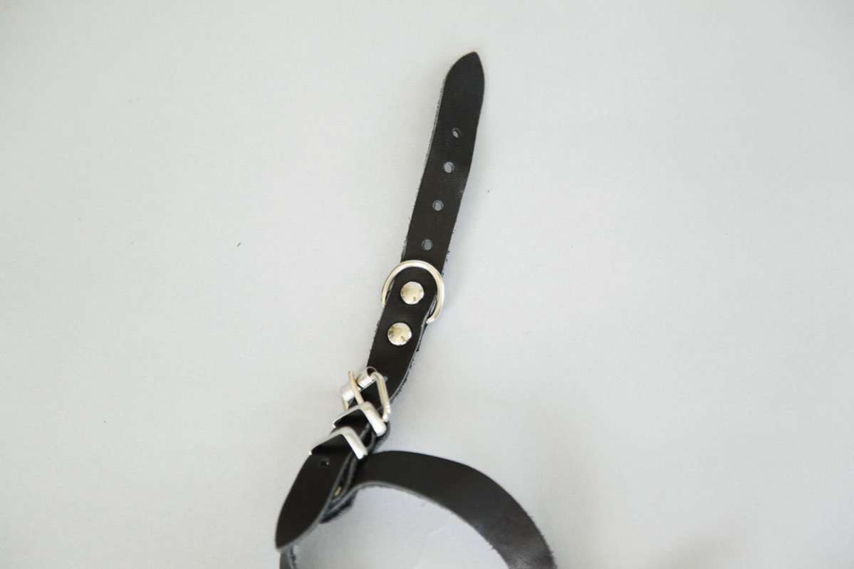 Кожаная шлейка для собак Очки тонкая