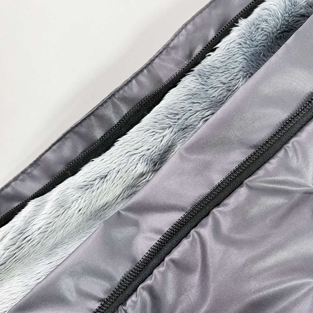 Зимний комбинезон для собак Северное сияние Карбон