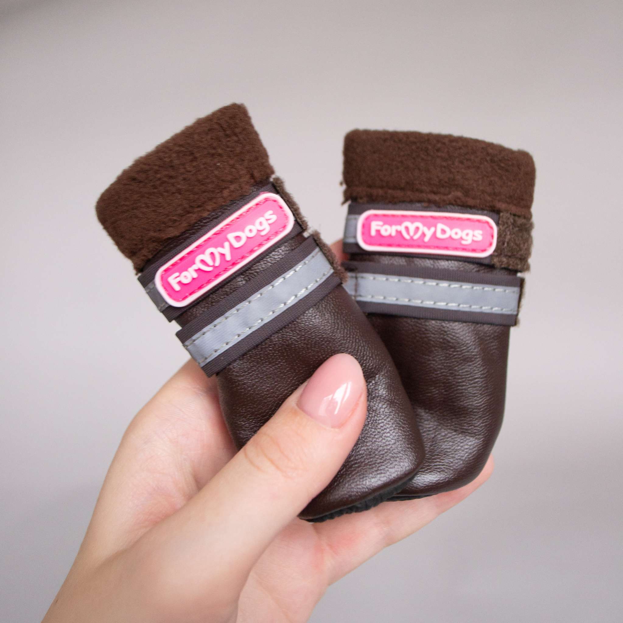 Зимняя обувь для собак ForMyDogs Кожзам Черные