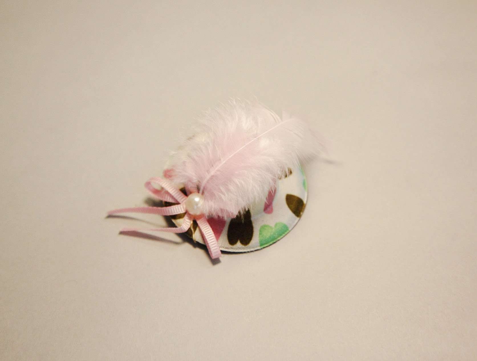 Заколка для собак Шляпа Сердечки