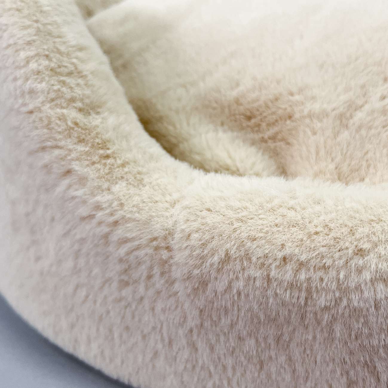 [Лежак] Лежанка для собак Puffy Нуга