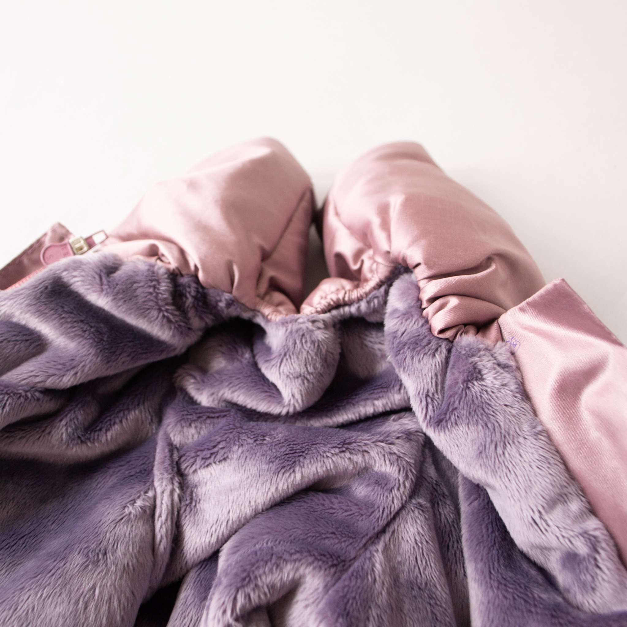 Комбинезон для собак Северное сияние Лаванда