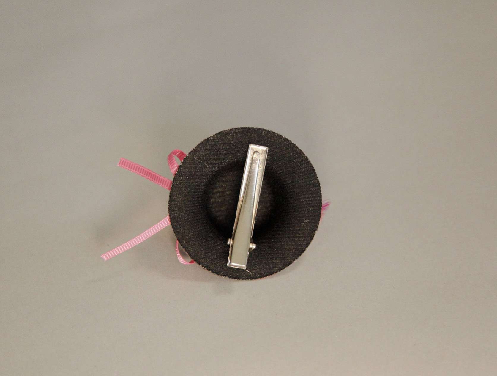 Заколка для собак Шляпа Сердечки