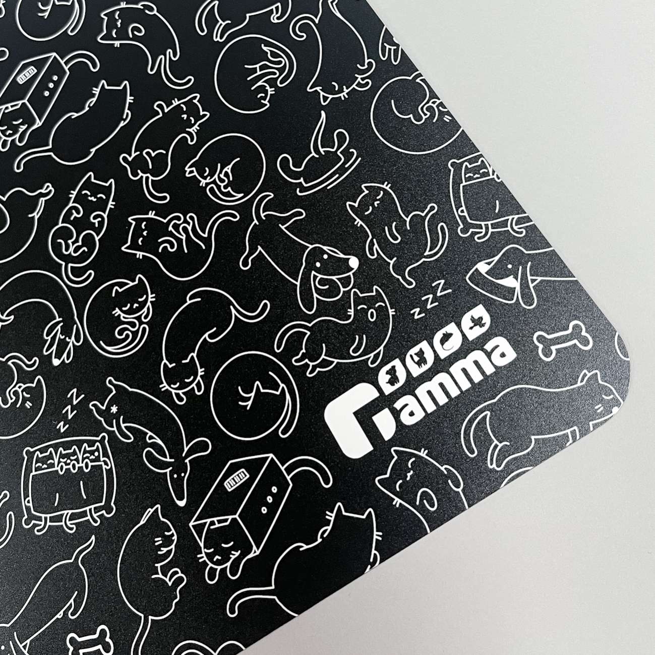 Коврик для мисок кошек и собак Triol Котопес