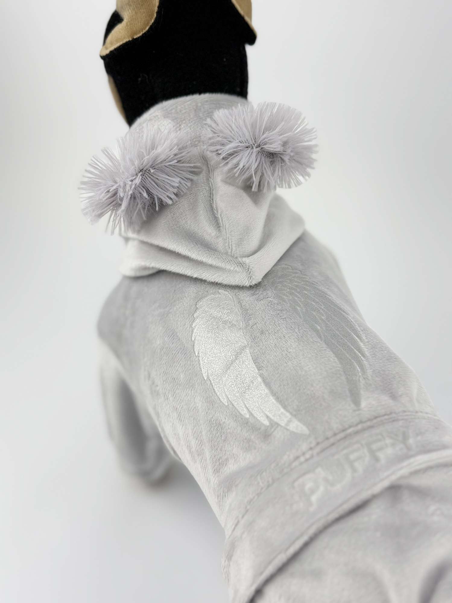 Велюровый костюм для собак Puffy Крылья серый