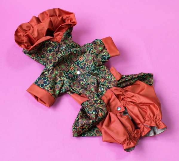 Дождевик для собаки Цветы (3 цвета)