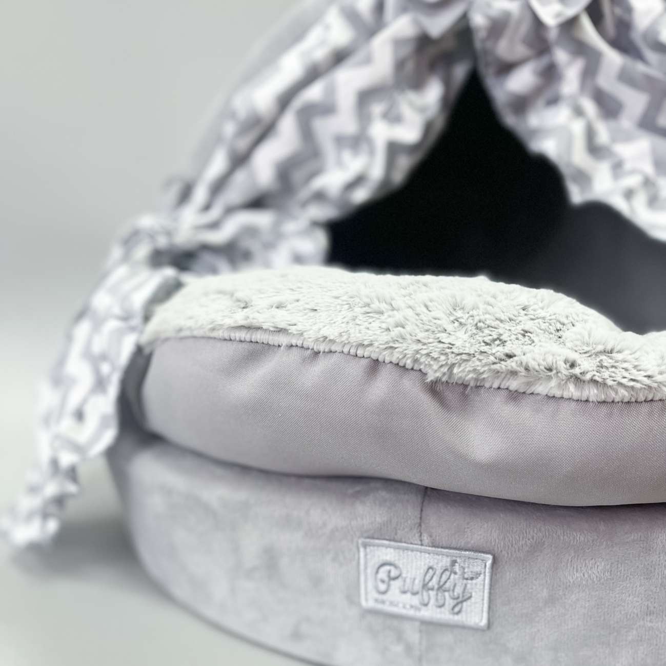 Домик для собаки со шторками Puffy Зигзаг