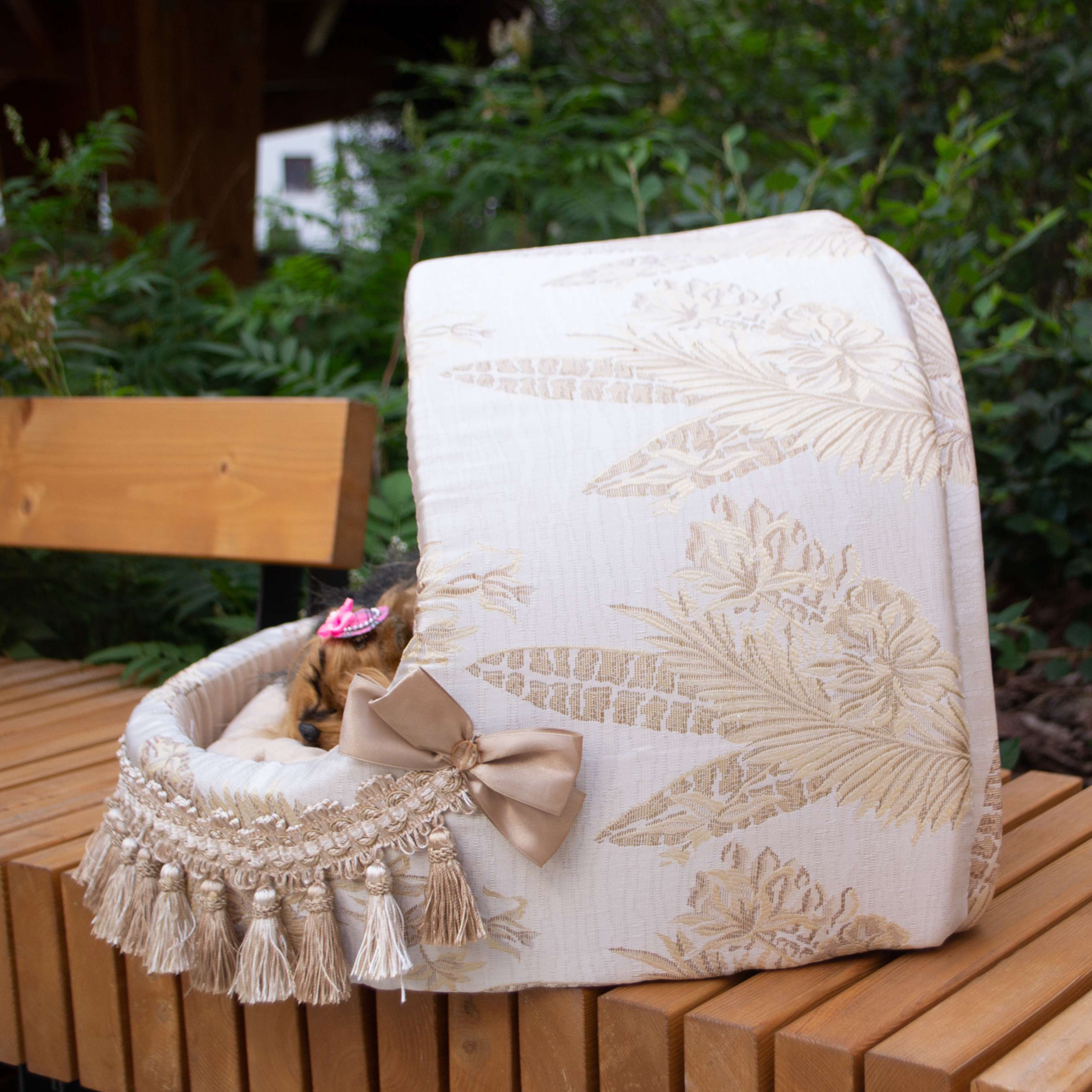 Домик для собаки круглый Puffy Бахрома