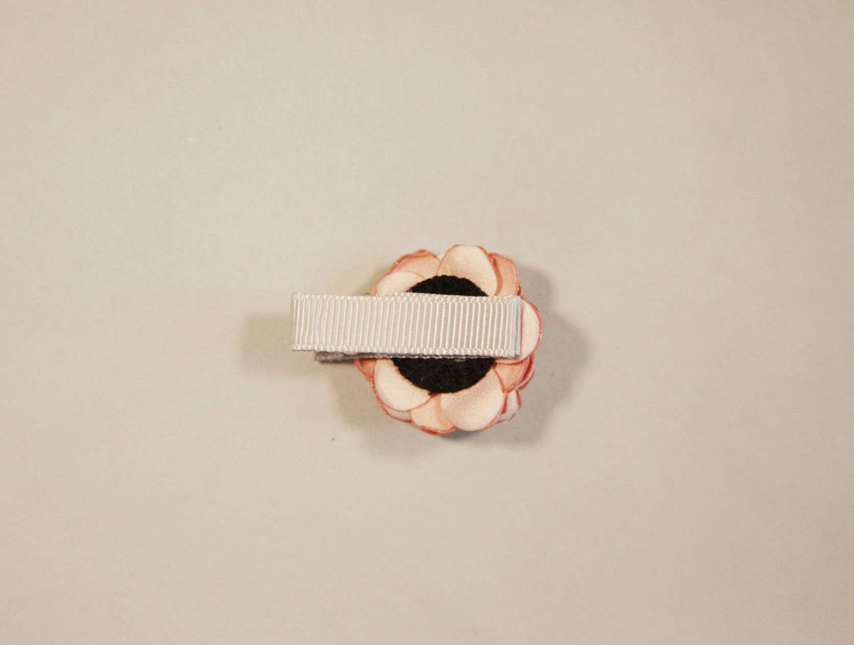 Заколка для собак Зажим Пион