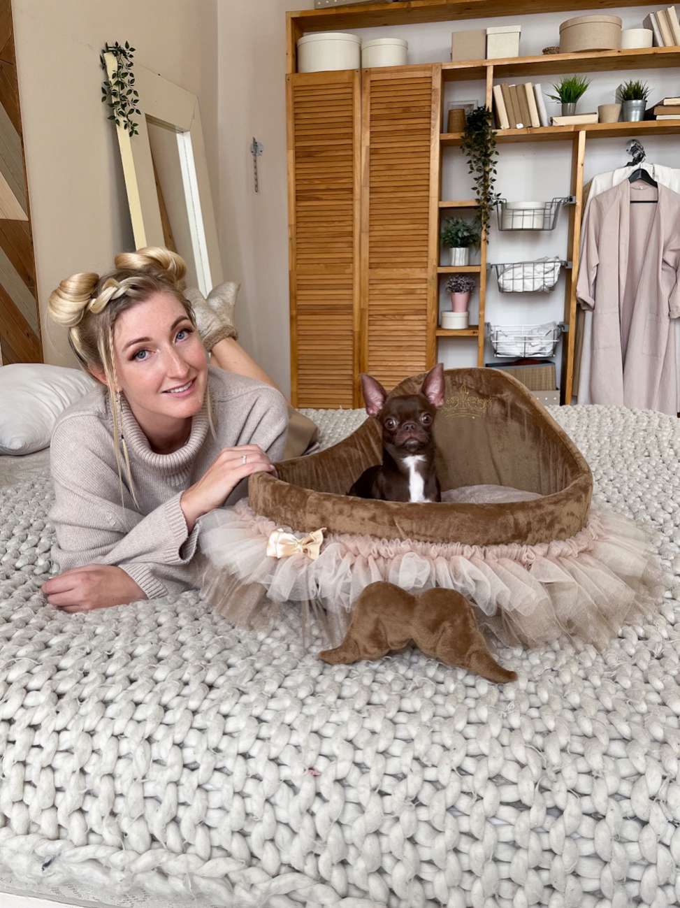 [Лежак] Лежанка для собак со спинкой Puffy Мокко