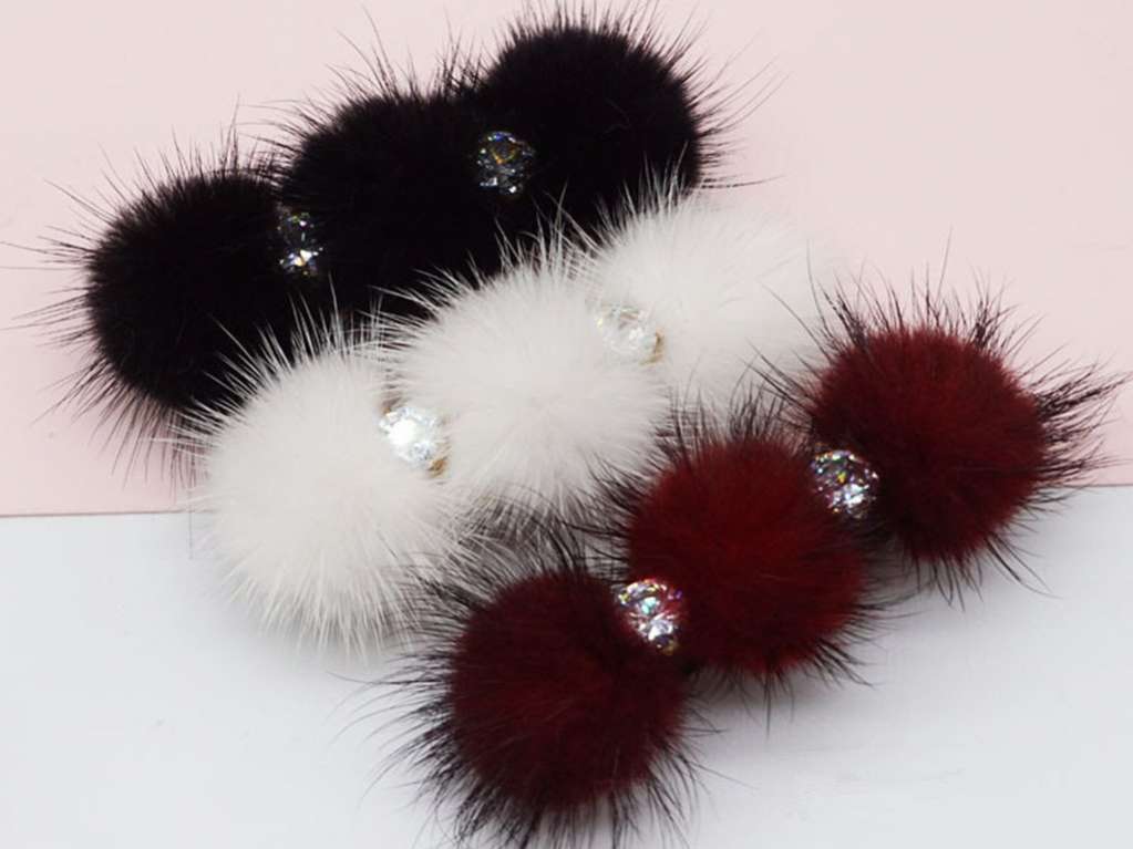 Заколка для собак Норка