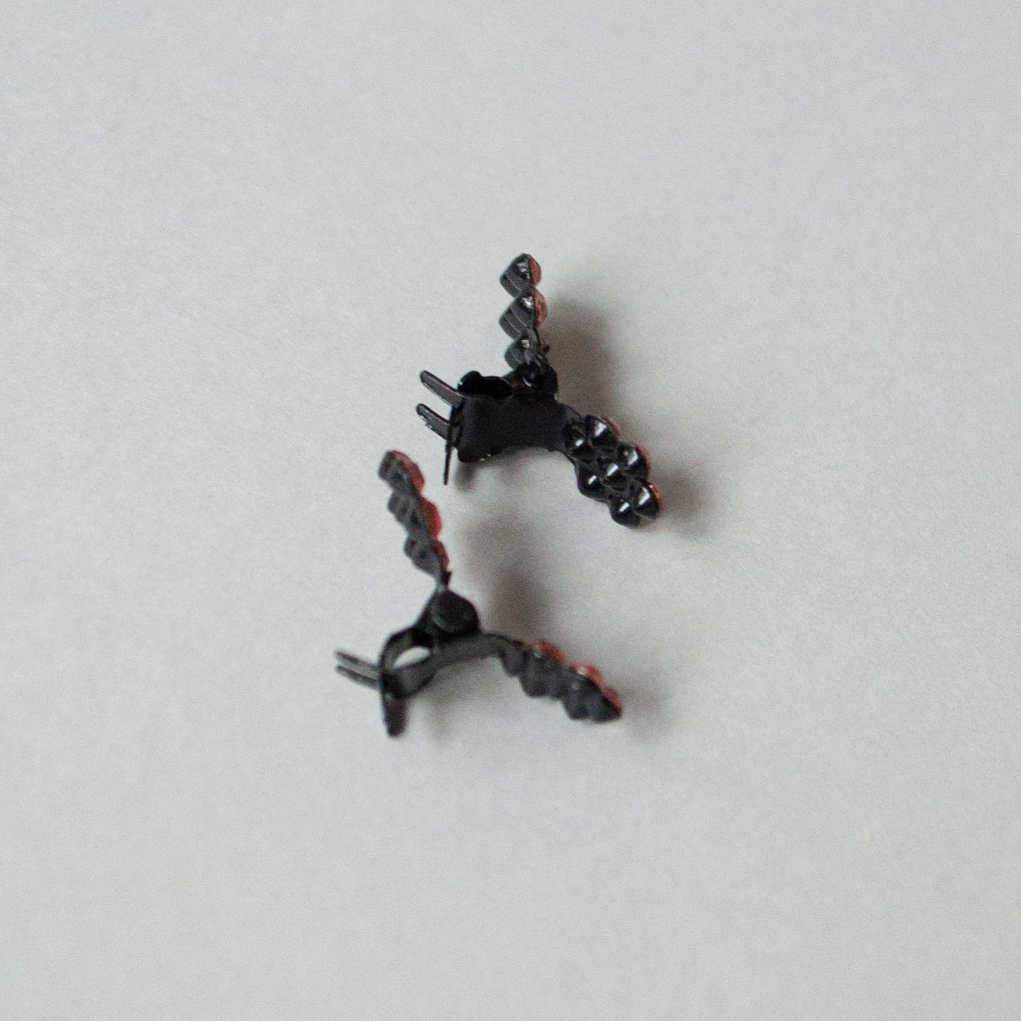 Заколка для собак Крабики Цветок со стразами 2 шт