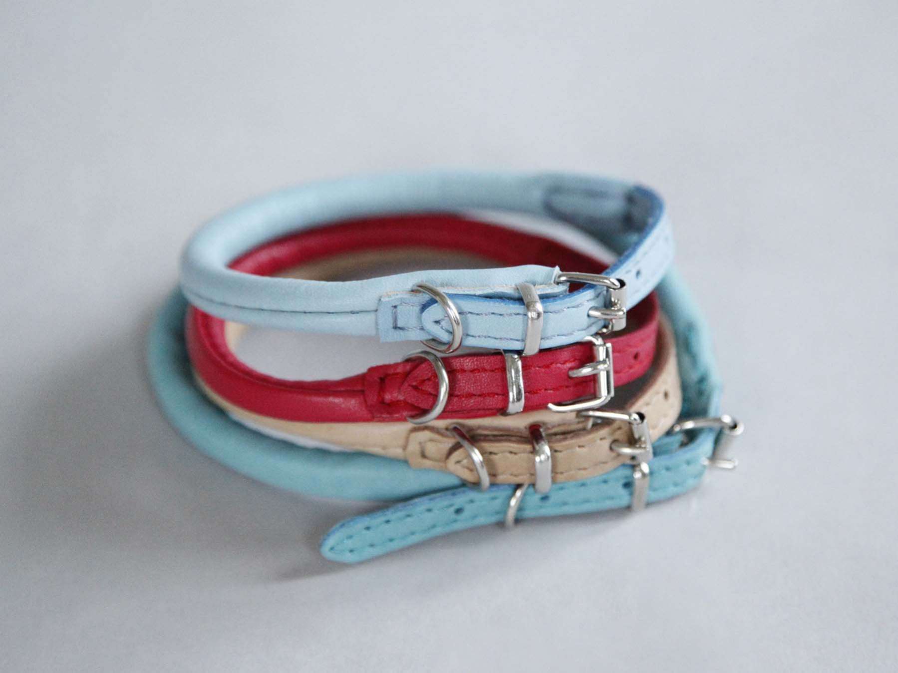 Круглый кожаный ошейник для собак