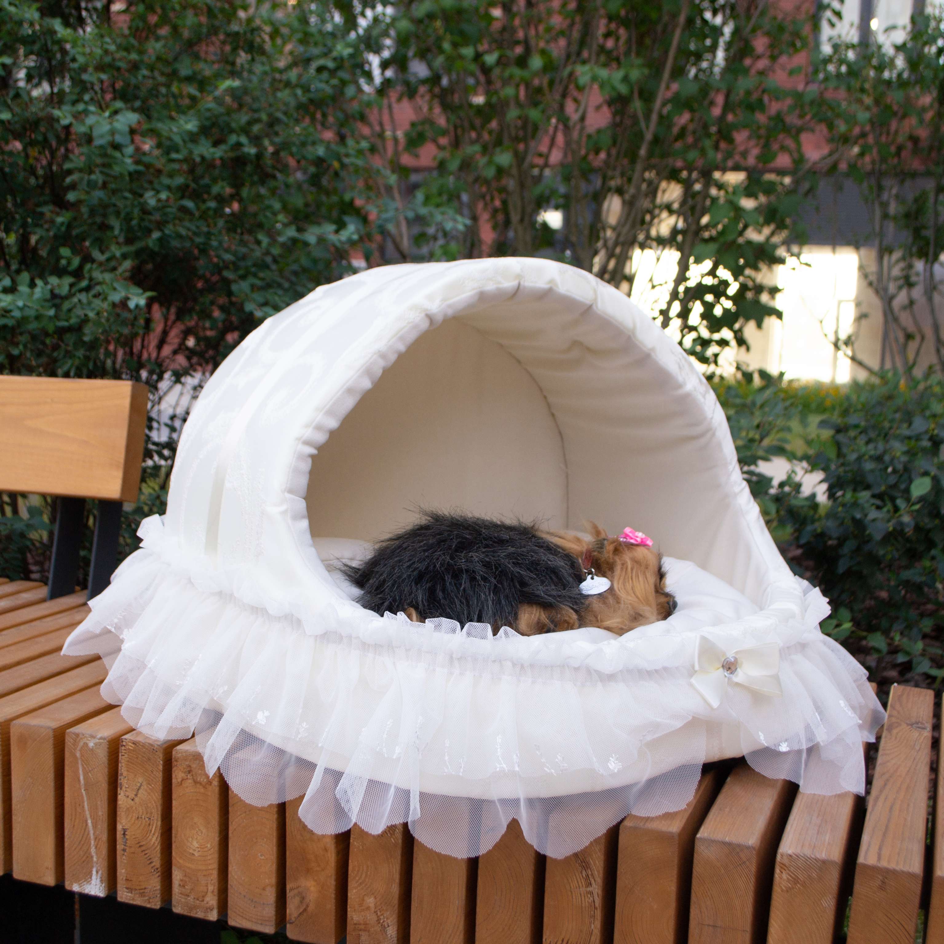 Домик для собаки круглый Puffy Бешамель