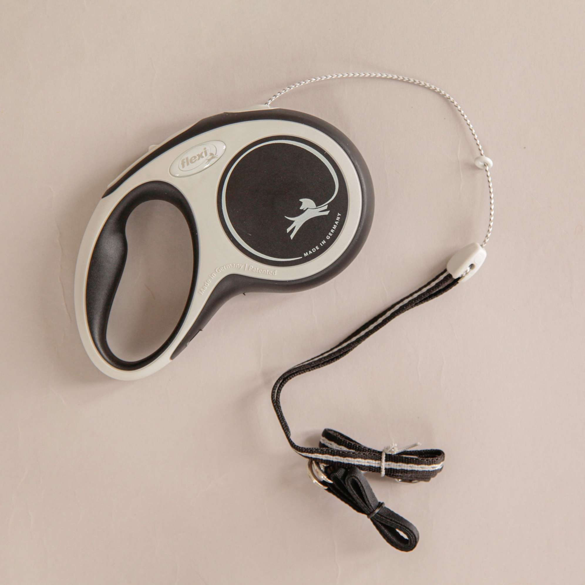 Рулетка для собак на тросе Flexi New Comfort