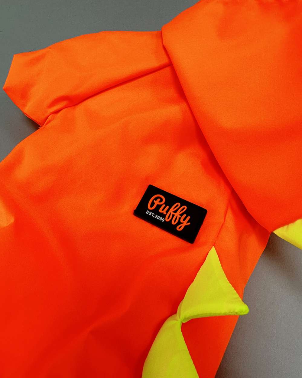 Дождевик для собаки утепленный Puffy Дино