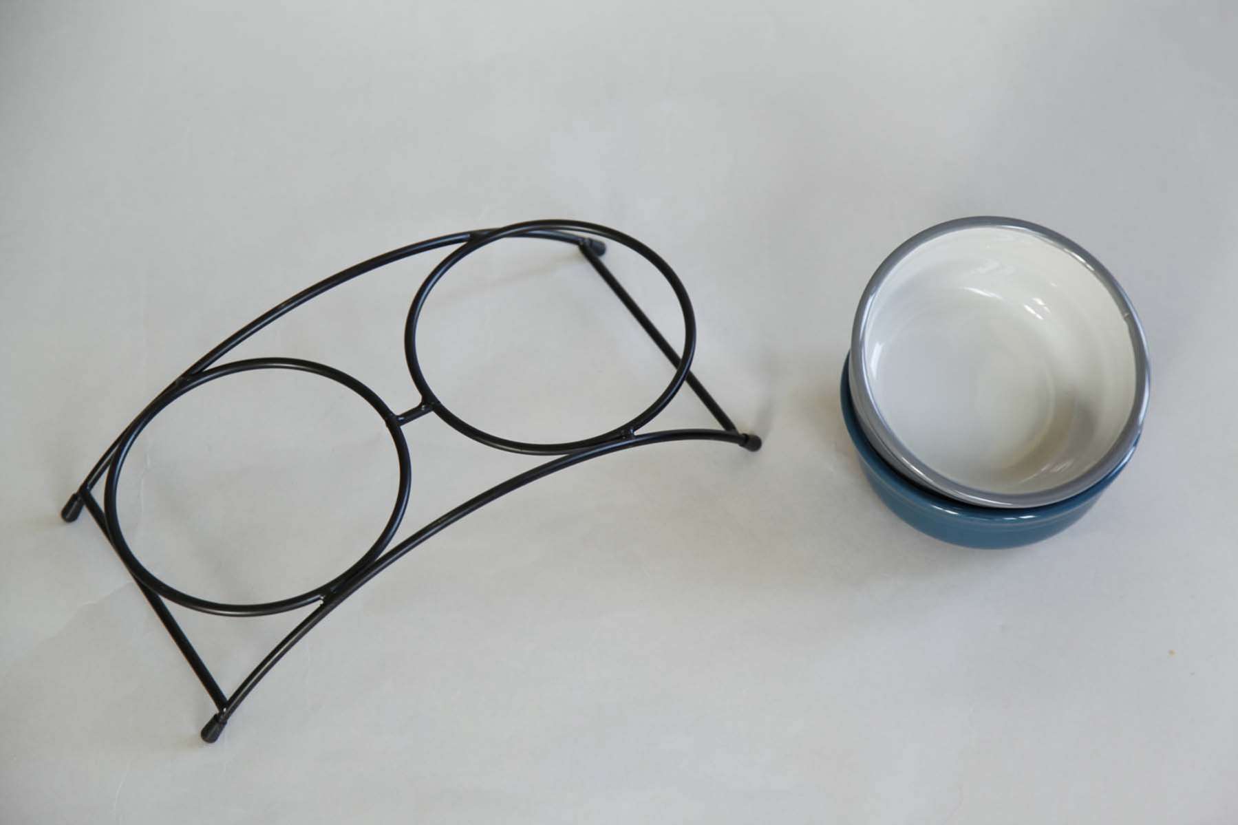 Миска для собак на подставке Дуо