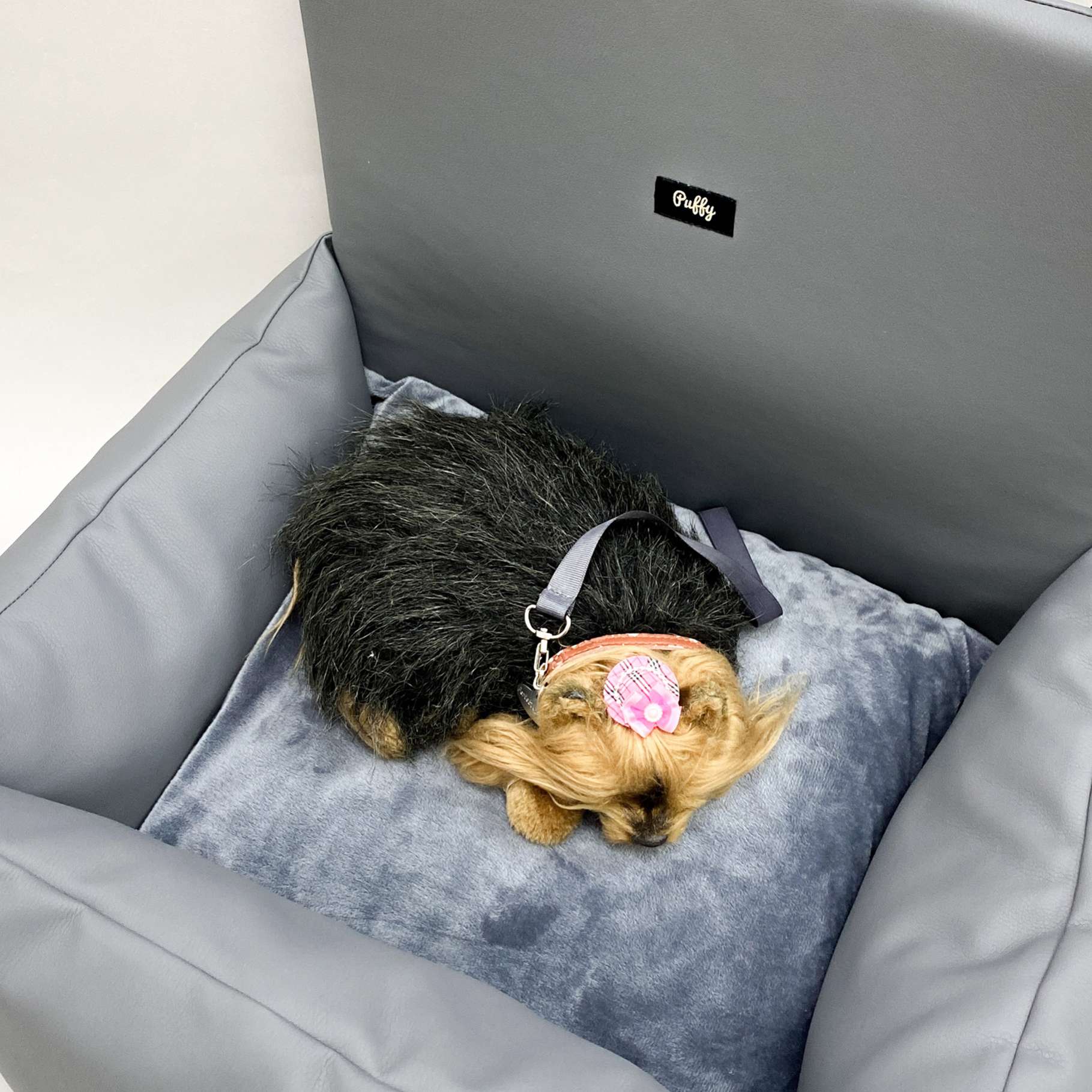 Автокресло для собаки Puffy Каен серое