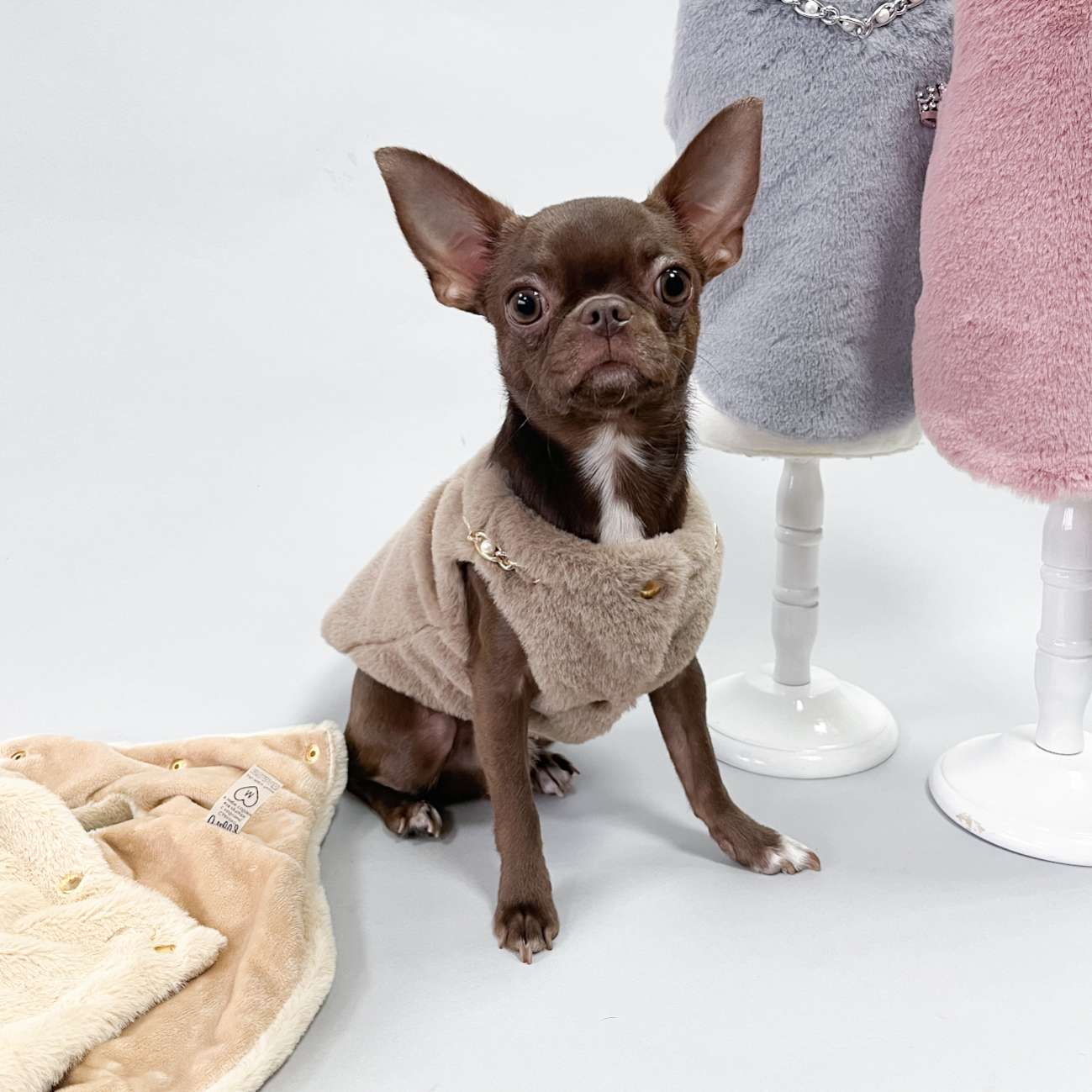 Жилетка для собаки меховая Puffy Морозка коричневая