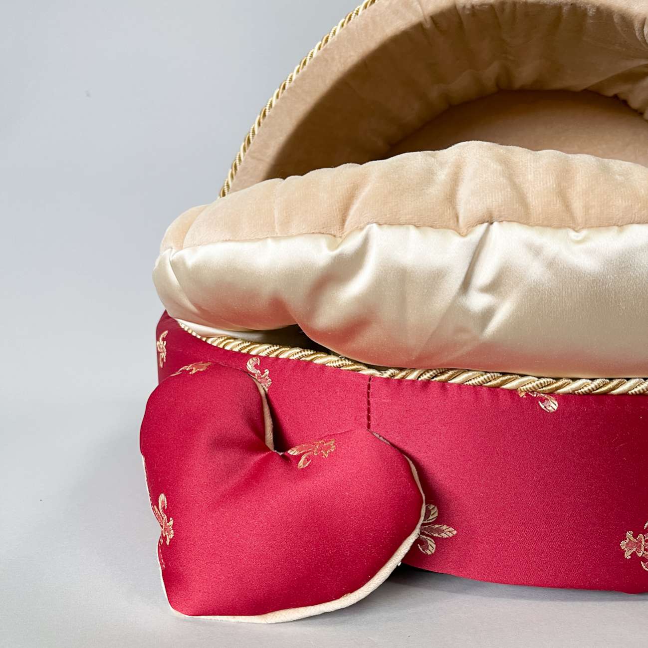 Домик для собаки круглый Puffy Верона