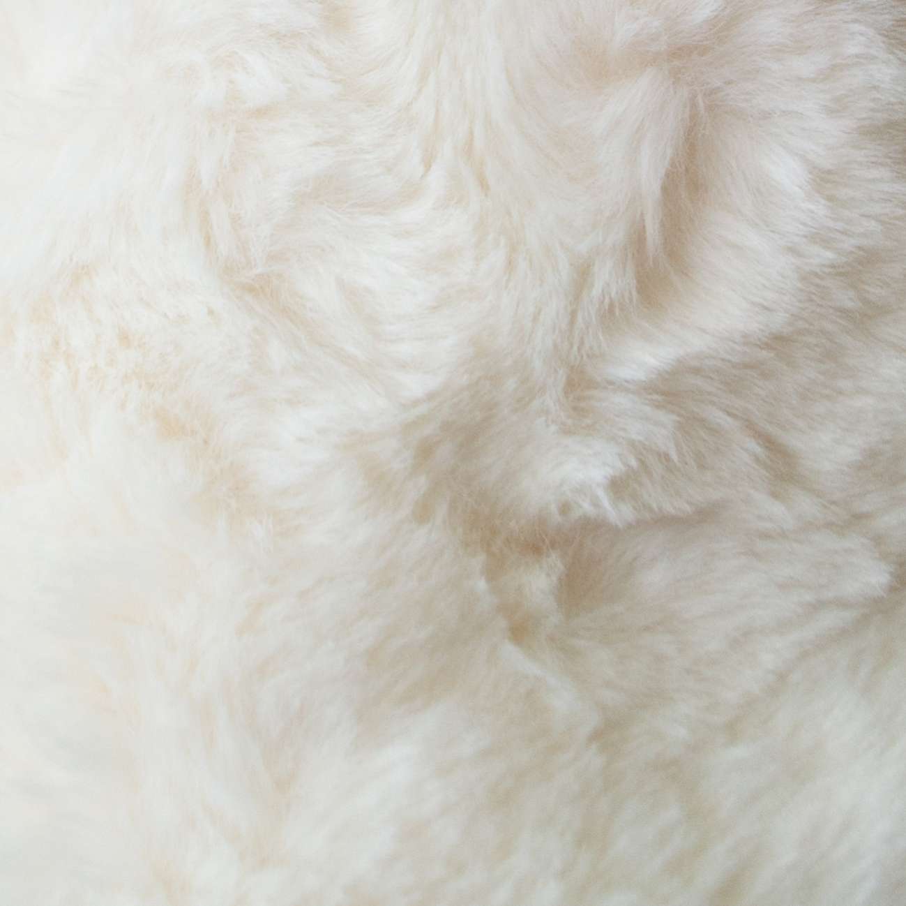 Жилетка для собаки меховая Pet Снежка