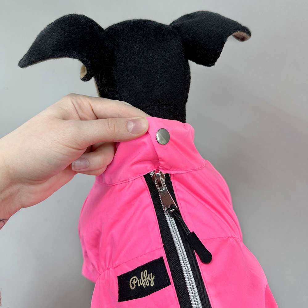 Дождевик для собак Puffy для мопсов и бульдогов розовый неон