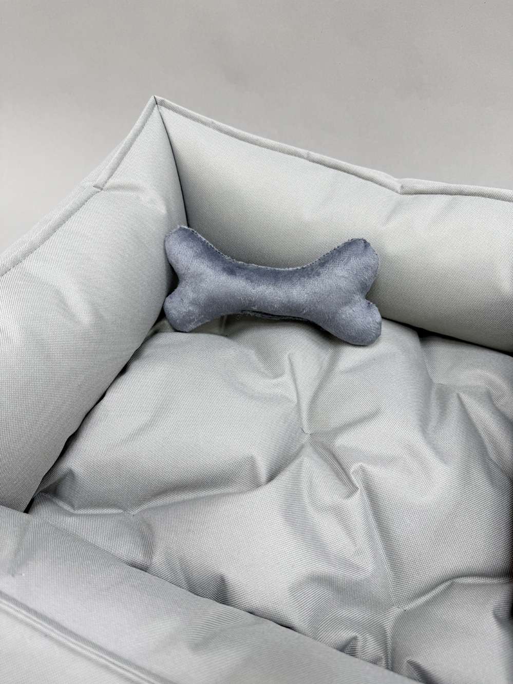 Лежанка антивандальная Puffy Серая 