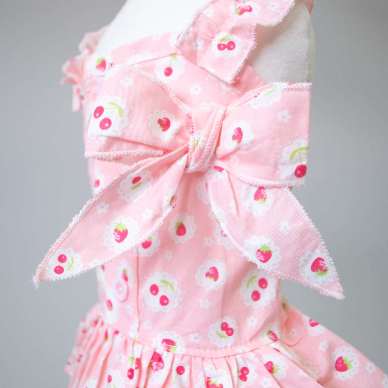 Сарафан для собак Pet Ягодка