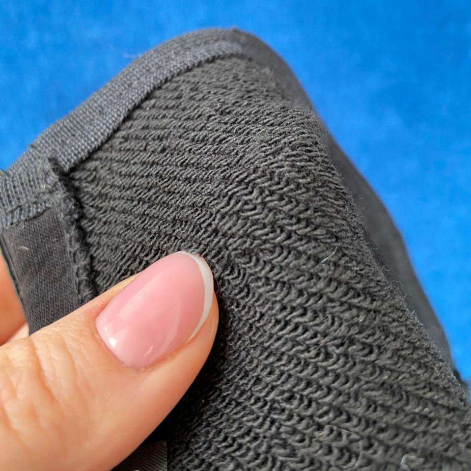 Многоразовая тканевая маска для лица двухслойная Puffy Black