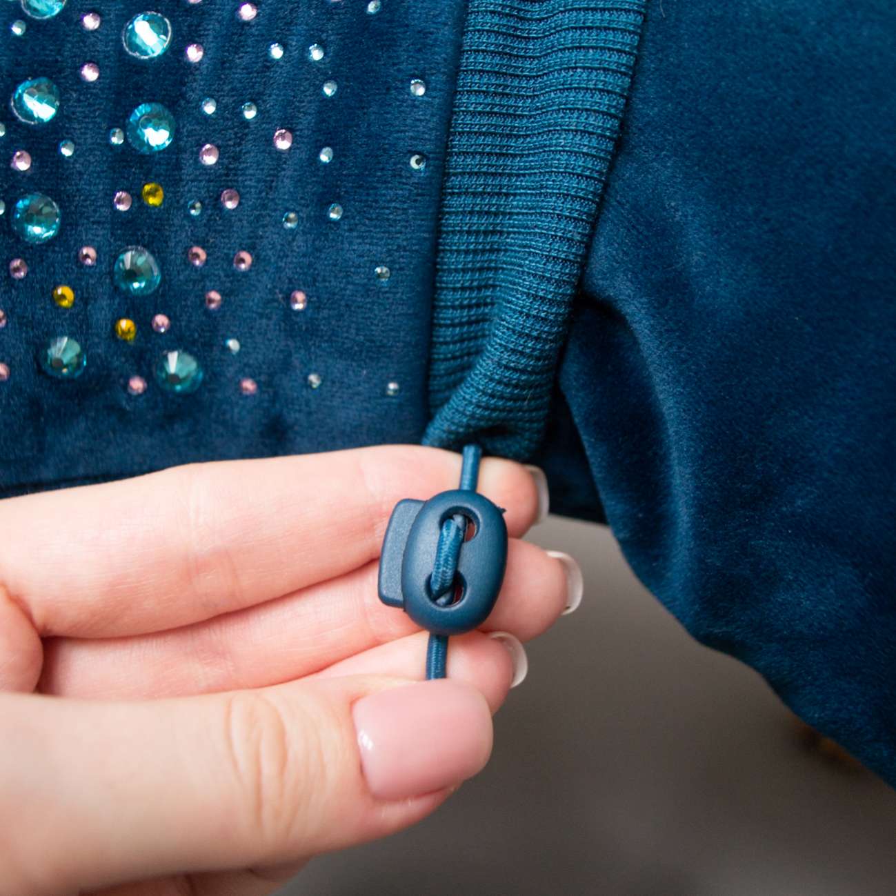 Костюм для собак утепленный велюровый ForMyDogs Павлин