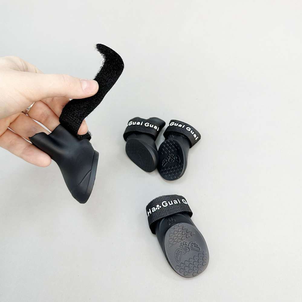 Резиновые сапоги для собак черные